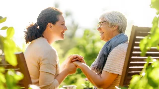 Quem cuida, precisa de cuidado! 4 dicas para cuidador de paciente com Alzheimer
